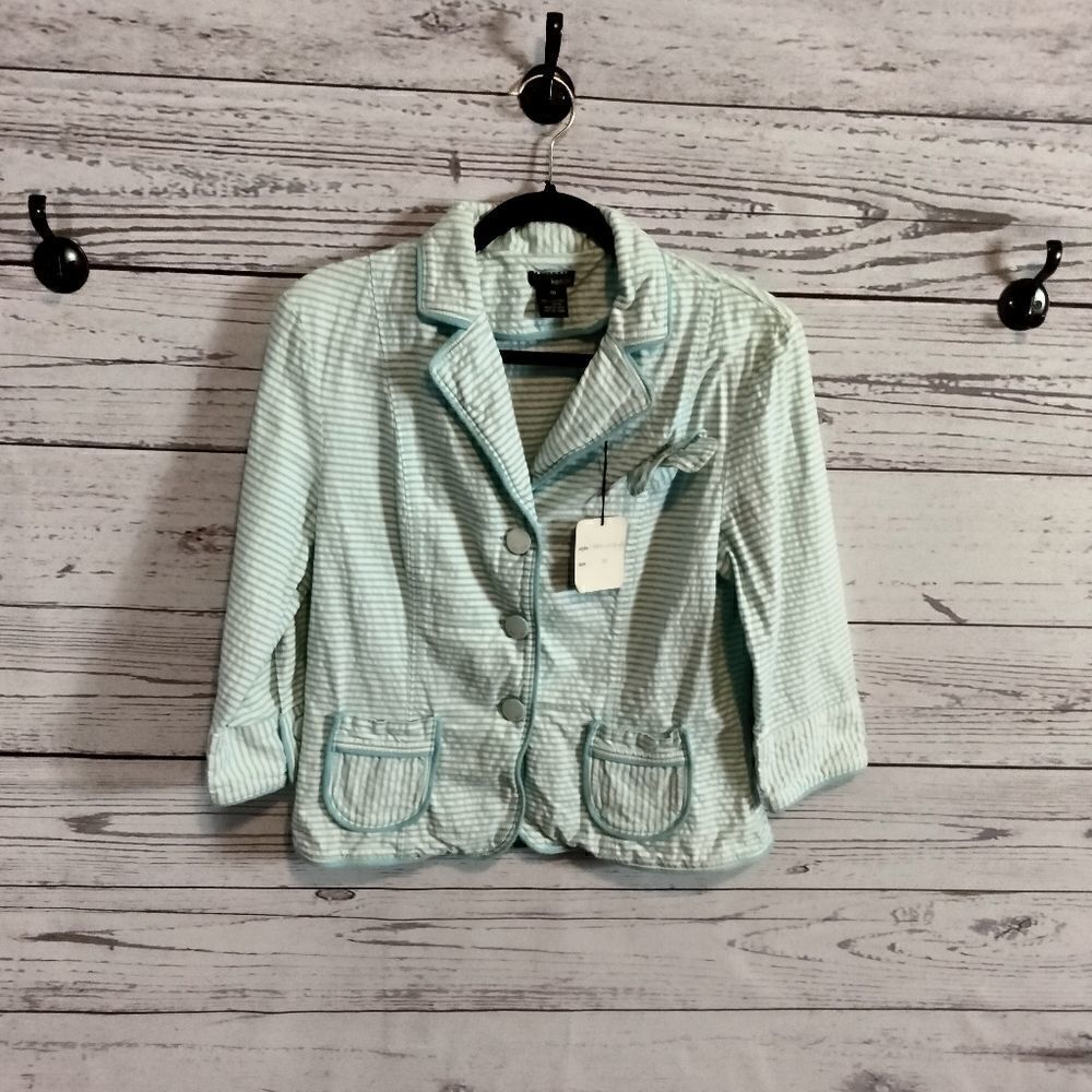New Without tags. "Kenzie" woman's sleepwear or jacket ( just not sure) 😂